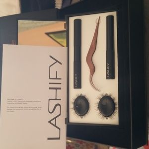Lashify eyelash kit